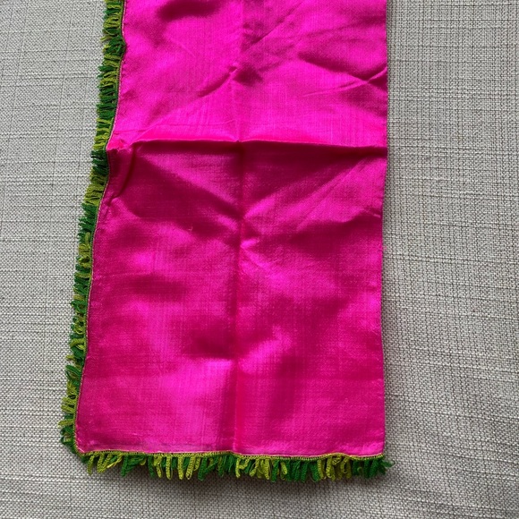 Vintage, Raw Silk Scarf, Hand Crocheted Edges, Pink - Picture 2 of 5